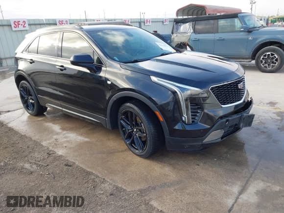 ✅ 2019 Cadillac XT4 FWD Sport • VIN: 1GYFZER47KF192210 • Лот: 43514821. Опубликован ранее на IAAI с пробегом 140 447 миль. Бесплатный доступ к архиву аукционных продаж из США и подробный отчёт об истории автомобиля на DreamBid. Изображение 1.