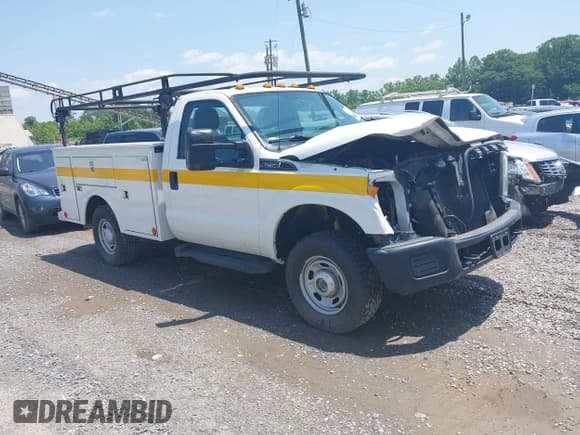✅ 2015 Ford F-250 • VIN: 1FDDF2B66FEA34884 • Lot: 42434311. Listed on IAAI with 131,644 mi. Free auction sales archive from the USA and detailed vehicle history report at DreamBid. Image 1.