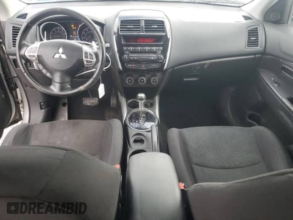 2013 Mitsubishi Outlander ES z VIN 4A4AP3AU7DE003014, wystawiony jako Copart lot #69355425 z przebiegiem 168 413 mil mil oraz Czysty tytuł • Clean title. Historia ofert i sprzedaży dostępna na DreamBid. Obrazek 8.