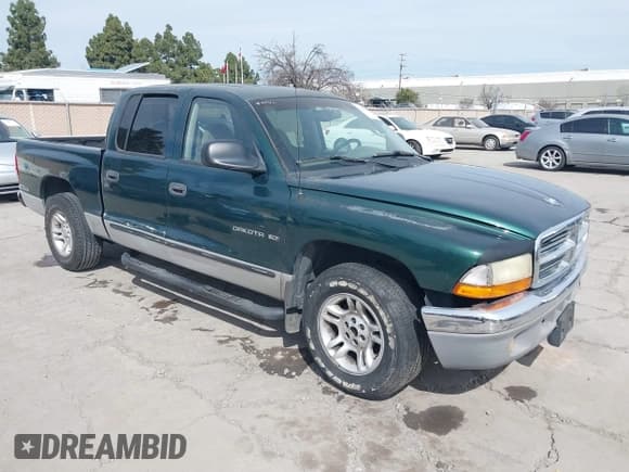 ✅ 2001 Dodge Dakota Sport • VIN: 1B7HL2AN81S281275 • Lot: 41693105. Wystawiony na IAAI z przebiegiem 276 182 mil. Bezpłatny archiwum sprzedaży aukcyjnych z USA i szczegółowy raport historii pojazdu na DreamBid. Zdjęcie 1.