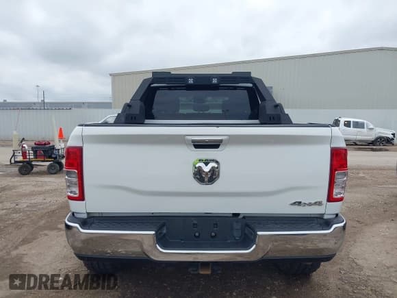 ✅ 2019 Ram 2500 Big Horn • VIN: 3C6UR5DL7KG587151 • Лот: 42086628. Опубликован ранее на IAAI с пробегом 137 868 миль. Бесплатный доступ к архиву аукционных продаж из США и подробный отчёт об истории автомобиля на DreamBid. Изображение 16.