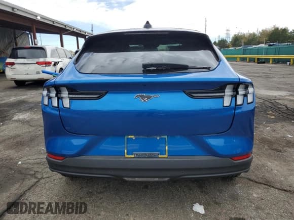 ✅ 2025 Ford Mustang Mach-E Premium • VIN: 3FMTK3SU7SMA15129 • Лот: 84902745. Опубликован ранее на Copart с пробегом 1 447 миль. Бесплатный доступ к архиву аукционных продаж из США и подробный отчёт об истории автомобиля на DreamBid. Изображение 6.