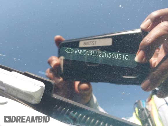 2018 Hyundai Elantra Sport with VIN KMHD04LB2JU598510, listed as a IAAI auction lot 43405095 with 119,850 mi miles and . Bid and sale history available at DreamBid. Image 9.