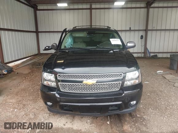 ✅ 2013 Chevrolet Tahoe LTZ • VIN: 1GNSCCE03DR122449 • Lot: 42860317. Listed on IAAI with 181,518 mi. Free auction sales archive from the USA and detailed vehicle history report at DreamBid. Image 12.