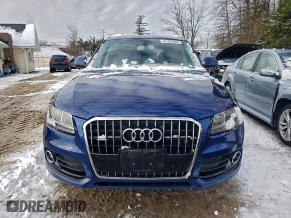 ✅ 2014 Audi Q5 Premium • VIN: WA1CFAFP4EA112964 • Lot: 95307505. Listed on Copart with 129,171 mi. Free auction sales archive from the USA and detailed vehicle history report at DreamBid. Image 5.