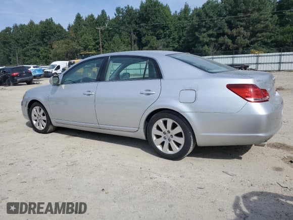 ✅ 2007 Toyota Avalon XLS • VIN: 4T1BK36B47U182054 • Лот: 83787925. Опубликован ранее на Copart с пробегом 174 360 миль. Бесплатный доступ к архиву аукционных продаж из США и подробный отчёт об истории автомобиля на DreamBid. Изображение 2.