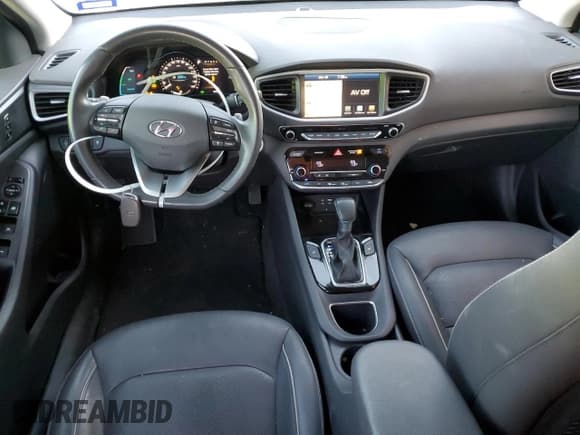 ✅ 2019 Hyundai Ioniq Limited • VIN: KMHC05LC8KU130194 • Lot: 77047254. Listed on Copart with 59,760 mi. Free auction sales archive from the USA and detailed vehicle history report at DreamBid. Image 8.