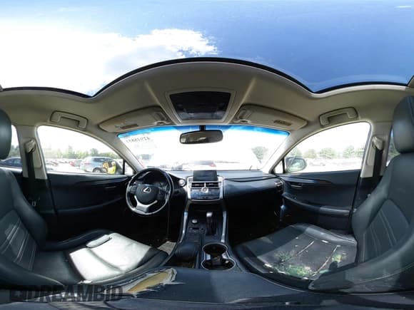 ✅ 2015 Lexus NX 200t • VIN: JTJBARBZ8F2014129 • Lot: 42948851. Wystawiony na IAAI z przebiegiem 180 271 mil. Bezpłatny archiwum sprzedaży aukcyjnych z USA i szczegółowy raport historii pojazdu na DreamBid. Zdjęcie 19.