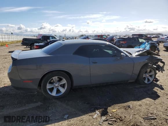✅ 2019 Dodge Challenger SXT • VIN: 2C3CDZAG8KH669668 • Lot: 43080643. Wystawiony na Copart z przebiegiem 42 101 mil. Bezpłatny archiwum sprzedaży aukcyjnych z USA i szczegółowy raport historii pojazdu na DreamBid. Zdjęcie 3.