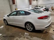 ✅ 2018 Ford Fusion SE • VIN: 3FA6P0LU3JR209230 • Lot: 95181755. Wystawiony na Copart z przebiegiem 166 749 mil. Bezpłatny archiwum sprzedaży aukcyjnych z USA i szczegółowy raport historii pojazdu na DreamBid. Zdjęcie 2.