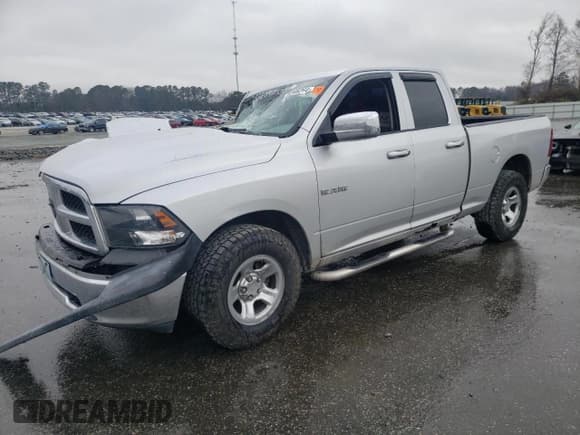 ✅ 2010 Dodge 1500 ST • VIN: 1D7RV1GPXAS104475 • Lot: 86346264. Wystawiony na Copart z przebiegiem 258 870 mil. Bezpłatny archiwum sprzedaży aukcyjnych z USA i szczegółowy raport historii pojazdu na DreamBid. Zdjęcie 1.