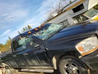 2006 Dodge 3500 SLT z VIN 3D7LX38C06G272406, wystawiony jako Copart lot #46580865 z przebiegiem Nie podano mil oraz Szkoda całkowita • Salvage title. Historia ofert i sprzedaży dostępna na DreamBid. Obrazek 4.
