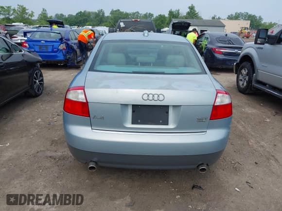 ✅ 2004 Audi A4 1.8T • VIN: WAULC68EX4A110705 • Lot: 42466648. Listed on IAAI with 163,799 mi. Free auction sales archive from the USA and detailed vehicle history report at DreamBid. Image 16.
