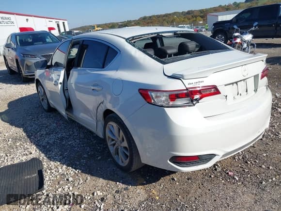 ✅ 2017 Acura ILX • VIN: 19UDE2F39HA010338 • Lot: 43523945. Listed on IAAI with 112,673 mi. Free auction sales archive from the USA and detailed vehicle history report at DreamBid. Image 3.