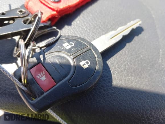 ✅ 2015 Nissan NV200 SV • VIN: 3N6CM0KN7FK716564 • Lot: 42646079. Listed on IAAI with 128,628 mi. Free auction sales archive from the USA and detailed vehicle history report at DreamBid. Image 11.