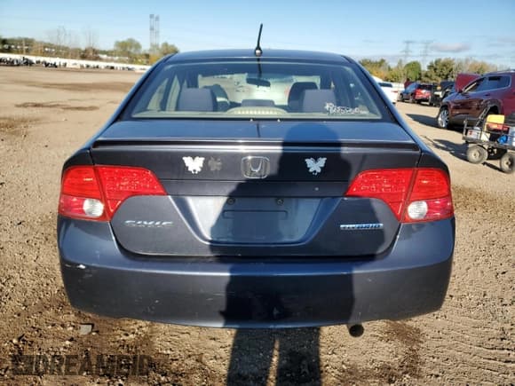 ✅ 2007 Honda Civic • VIN: JHMFA36247S006608 • Lot: 87126065. Wystawiony na Copart z przebiegiem 89 409 mil. Bezpłatny archiwum sprzedaży aukcyjnych z USA i szczegółowy raport historii pojazdu na DreamBid. Zdjęcie 6.