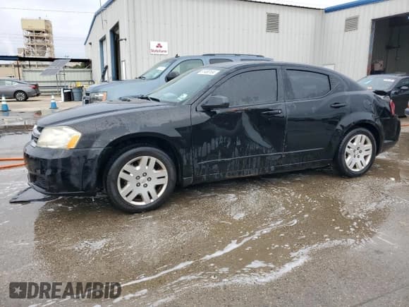 ✅ 2012 Dodge Avenger SE • VIN: 1C3CDZAB3CN324075 • Лот: 81480104. Опубликован ранее на Copart с пробегом 172 417 миль. Бесплатный доступ к архиву аукционных продаж из США и подробный отчёт об истории автомобиля на DreamBid. Изображение 1.