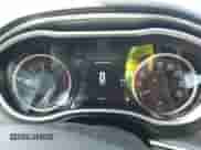 2018 Dodge Challenger R/T z VIN 2C3CDZBT4JH183613, wystawiony jako IAAI lot #42736300 z przebiegiem 176 851 mil mil oraz . Historia ofert i sprzedaży dostępna na DreamBid. Obrazek 7.