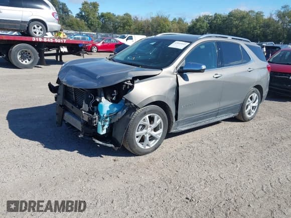 ✅ 2018 Chevrolet Equinox Premier • VIN: 3GNAXMEV9JS597694 • Lot: 43515511. Wystawiony na IAAI z przebiegiem 43 888 mil. Bezpłatny archiwum sprzedaży aukcyjnych z USA i szczegółowy raport historii pojazdu na DreamBid. Zdjęcie 2.