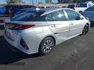 ✅ 2021 Toyota Prius Limited • VIN: JTDKAMFP0M3167755 • Лот: 43448194. Опубликован ранее на IAAI с пробегом Не указан. Бесплатный доступ к архиву аукционных продаж из США и подробный отчёт об истории автомобиля на DreamBid. Изображение 4.