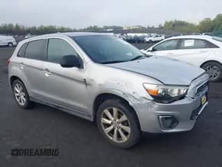 2013 Mitsubishi Outlander ES with VIN 4A4AR3AU7DE015769, listed as a IAAI auction lot 43290230 with 208,555 mi miles and . Bid and sale history available at DreamBid. Image 1.