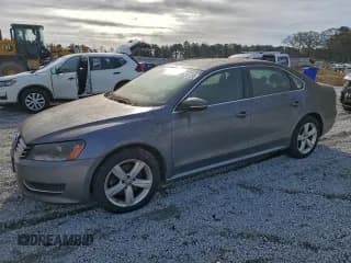 ✅ 2012 Volkswagen Passat SE • VIN: 1VWBH7A38CC071319 • Lot: 96251235. Listed on Copart with 234,819 mi. Free auction sales archive from the USA and detailed vehicle history report at DreamBid. Image 1.