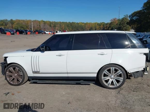 ✅ 2017 Land Rover Range Rover • VIN: SALGW3FE3HA343725 • Лот: 43571505. Опубликован ранее на IAAI с пробегом 88 945 миль. Бесплатный доступ к архиву аукционных продаж из США и подробный отчёт об истории автомобиля на DreamBid. Изображение 15.