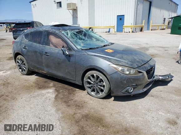✅ 2016 Mazda 3 S Touring • VIN: JM1BM1M3XG1342809 • Lot: 61915845. Wystawiony na Copart z przebiegiem 141 227 mil. Bezpłatny archiwum sprzedaży aukcyjnych z USA i szczegółowy raport historii pojazdu na DreamBid. Zdjęcie 4.