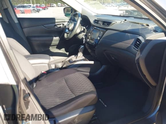 ✅ 2020 Nissan Rogue S • VIN: 5N1AT2MV7LC737899 • Lot: 43790321. Listed on IAAI with 83,019 mi. Free auction sales archive from the USA and detailed vehicle history report at DreamBid. Image 5.