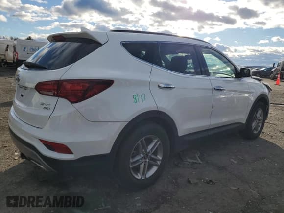 ✅ 2017 Hyundai Santa Fe 2.4L • VIN: 5XYZUDLB1HG425104 • Лот: 80047453. Опубликован ранее на Copart с пробегом 40 555 миль. Бесплатный доступ к архиву аукционных продаж из США и подробный отчёт об истории автомобиля на DreamBid. Изображение 3.