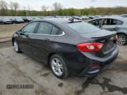 ✅ 2017 Chevrolet Cruze LT • VIN: 1G1BE5SMXH7187024 • Lot: 50115763. Listed on Copart with 68,915 mi. Free auction sales archive from the USA and detailed vehicle history report at DreamBid. Image 2.