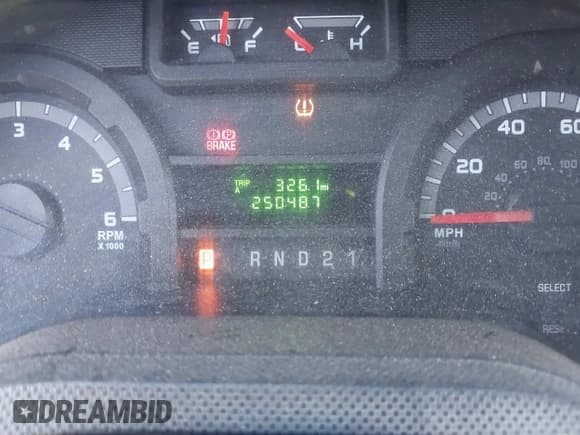 ✅ 2012 Ford Econoline Cargo Super Duty Commercial • VIN: 1FTSS3EL4CDA23236 • Lot: 41635263. Listed on IAAI with 250,587 mi. Free auction sales archive from the USA and detailed vehicle history report at DreamBid. Image 7.