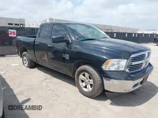 2021 Ram 1500 Tradesman z VIN 1C6RR6FG0MS503937, wystawiony jako IAAI lot #42739156 z przebiegiem 84 686 mil mil oraz . Historia ofert i sprzedaży dostępna na DreamBid. Obrazek 1.
