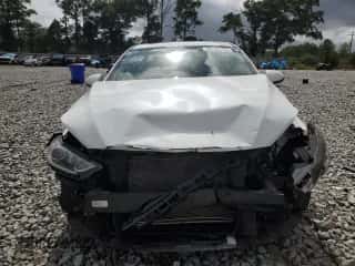 2018 Hyundai Elantra Value Edition with VIN 5NPD84LF5JH219588, listed as a Copart auction lot 82260155 with 106,793 mi miles and Salvage title. Bid and sale history available at DreamBid. Image 5.