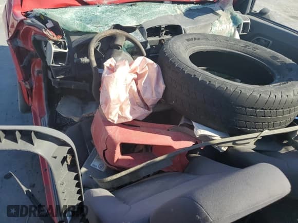 ✅ 2004 Chevrolet Colorado LS Z71 • VIN: 1GCDT196348157048 • Lot: 92181835. Wystawiony na Copart z przebiegiem Nie podano. Bezpłatny archiwum sprzedaży aukcyjnych z USA i szczegółowy raport historii pojazdu na DreamBid. Zdjęcie 8.