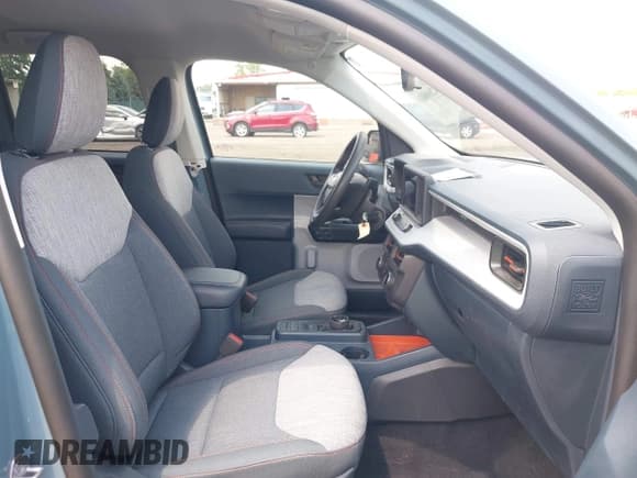 ✅ 2023 Ford Maverick XL • VIN: 3FTTW8E30PRA08588 • Lot: 42606016. Wystawiony na IAAI z przebiegiem 14 212 mil. Bezpłatny archiwum sprzedaży aukcyjnych z USA i szczegółowy raport historii pojazdu na DreamBid. Zdjęcie 5.