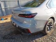 ✅ 2025 BMW 7 Series 740i xDrive • VIN: WBA33EH0XSCU64997 • Lot: 43517267. Wystawiony na IAAI z przebiegiem 8 443 mil. Bezpłatny archiwum sprzedaży aukcyjnych z USA i szczegółowy raport historii pojazdu na DreamBid. Zdjęcie 17.