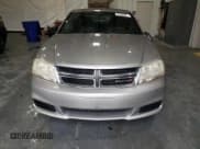 ✅ 2013 Dodge Avenger SE V6 • VIN: 1C3CDZAG2DN770750 • Lot: 81529484. Wystawiony na Copart z przebiegiem 195 997 mil. Bezpłatny archiwum sprzedaży aukcyjnych z USA i szczegółowy raport historii pojazdu na DreamBid. Zdjęcie 5.