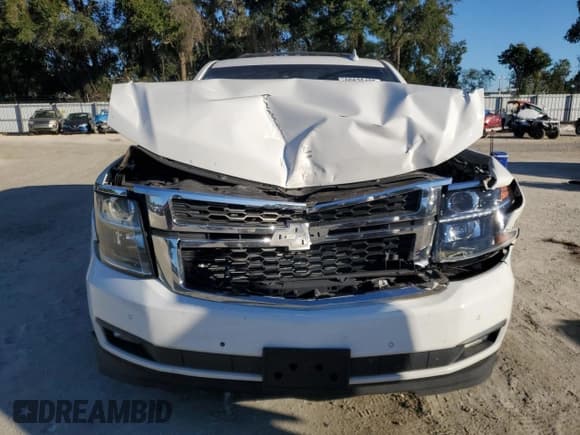 ✅ 2015 Chevrolet Suburban LT • VIN: 1GNSKJKC3FR582249 • Lot: 90625105. Listed on Copart with 145,578 mi. Free auction sales archive from the USA and detailed vehicle history report at DreamBid. Image 5.
