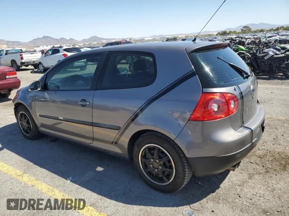 ✅ 2008 Volkswagen Rabbit S • VIN: WVWBA71K08W005139 • Лот: 80966985. Опубликован ранее на Copart с пробегом 169 216 миль. Бесплатный доступ к архиву аукционных продаж из США и подробный отчёт об истории автомобиля на DreamBid. Изображение 2.