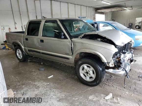 2002 Chevrolet S-10 LS с VIN 1GCDT13WX2K226276, выставлен на аукционе Copart как лот 69970845 с пробегом 181 735 миль миль и Списание • Salvage title. История ставок и продаж доступна на DreamBid. Изображение 4.