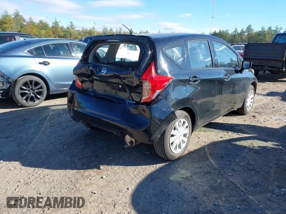 ✅ 2015 Nissan Note SL • VIN: 3N1CE2CP3FL389282 • Лот: 43472412. Опубликован ранее на IAAI с пробегом 106 487 миль. Бесплатный доступ к архиву аукционных продаж из США и подробный отчёт об истории автомобиля на DreamBid. Изображение 4.