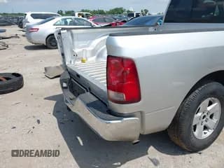 ✅ 2010 Dodge 1500 SLT • VIN: 1D7RB1GP4AS160081 • Lot: 42352840. Wystawiony na IAAI z przebiegiem 210 688 mil. Bezpłatny archiwum sprzedaży aukcyjnych z USA i szczegółowy raport historii pojazdu na DreamBid. Zdjęcie 6.