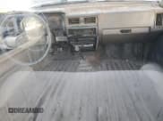 ✅ 1986 Nissan Hardbody E • VIN: JN6ND11S1GW037479 • Lot: 81775934. Wystawiony na Copart z przebiegiem 389 841 mil. Bezpłatny archiwum sprzedaży aukcyjnych z USA i szczegółowy raport historii pojazdu na DreamBid. Zdjęcie 8.