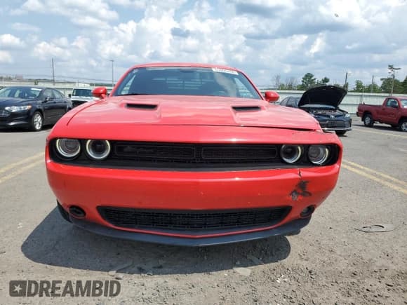 ✅ 2019 Dodge Challenger SXT • VIN: 2C3CDZGG4KH522173 • Lot: 65908284. Wystawiony na Copart z przebiegiem 95 134 mil. Bezpłatny archiwum sprzedaży aukcyjnych z USA i szczegółowy raport historii pojazdu na DreamBid. Zdjęcie 5.
