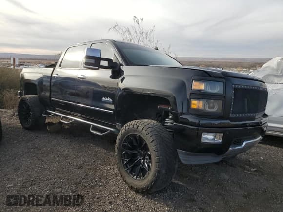 ✅ 2014 Chevrolet Silverado 1500 High Country • VIN: 3GCUKTEJ0EG299653 • Лот: 84680124. Опубликован ранее на Copart с пробегом Не указан. Бесплатный доступ к архиву аукционных продаж из США и подробный отчёт об истории автомобиля на DreamBid. Изображение 4.