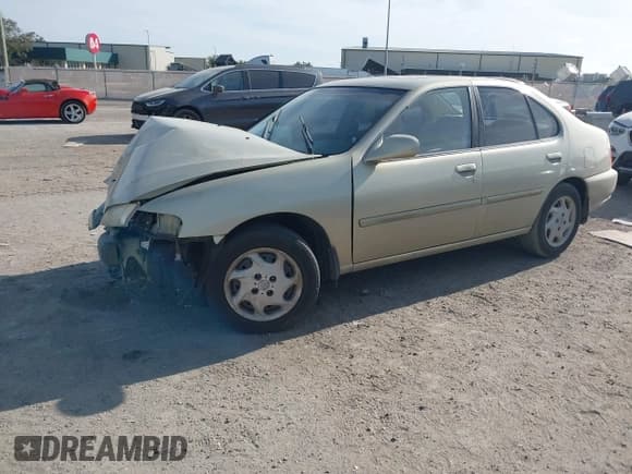 ✅ 1998 Nissan Altima XE • VIN: 1N4DL01D5WC182415 • Lot: 43667210. Listed on IAAI with 97,143 mi. Free auction sales archive from the USA and detailed vehicle history report at DreamBid. Image 17.