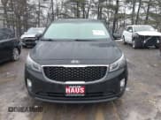 ✅ 2016 Kia Sedona SX • VIN: KNDMC5C11G6143072 • Lot: 41467752. Wystawiony na IAAI z przebiegiem 148 217 mil. Bezpłatny archiwum sprzedaży aukcyjnych z USA i szczegółowy raport historii pojazdu na DreamBid. Zdjęcie 13.