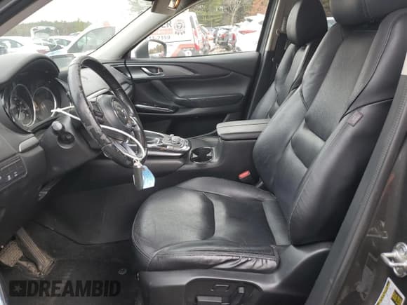 ✅ 2019 Mazda CX-9 Touring • VIN: JM3TCBCY2K0314311 • Lot: 89801515. Wystawiony na Copart z przebiegiem 147 116 mil. Bezpłatny archiwum sprzedaży aukcyjnych z USA i szczegółowy raport historii pojazdu na DreamBid. Zdjęcie 7.