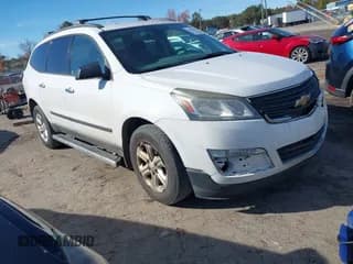 ✅ 2016 Chevrolet Traverse LS • VIN: 1GNKRFED4GJ271801 • Lot: 43582649. Wystawiony na IAAI z przebiegiem 249 001 mil. Bezpłatny archiwum sprzedaży aukcyjnych z USA i szczegółowy raport historii pojazdu na DreamBid. Zdjęcie 1.